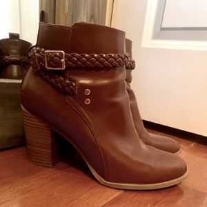 Spring🌸/Fall🍁 brown ankle boots